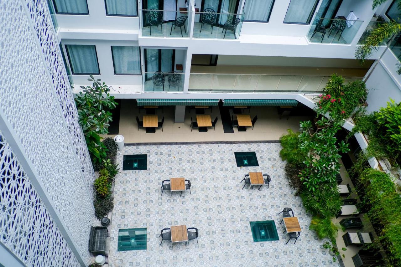Zenseana Resort & Spa - Sha Plus Patong Экстерьер фото
